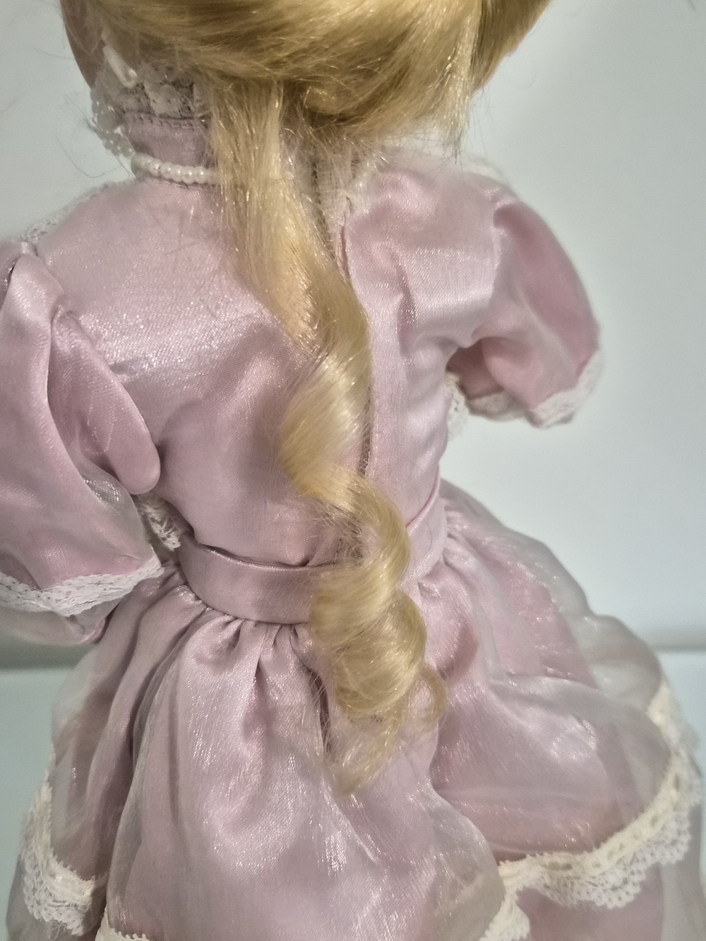 Vintage Victorian Style Porcelain Mother & Baby Doll Pink Lace Dress Collectible - Picture 9 of 16